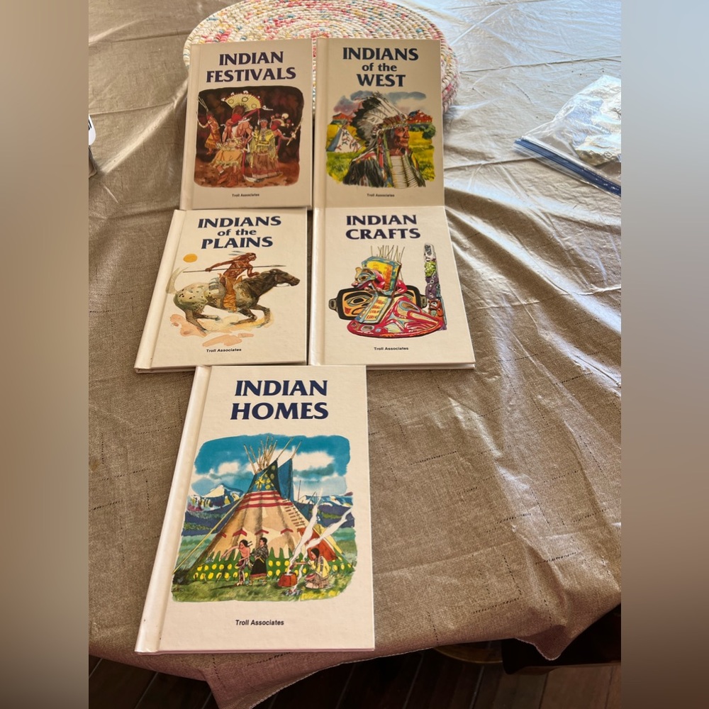 Lot Of 5 Books Troll Associates Indian Homes, Crafts Festivals, Plains, West EUC